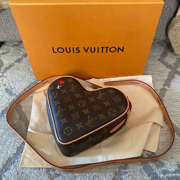 Louis Vuitton Handbags - Louis Vuitton heart bag ❤️ 💼 limited edition